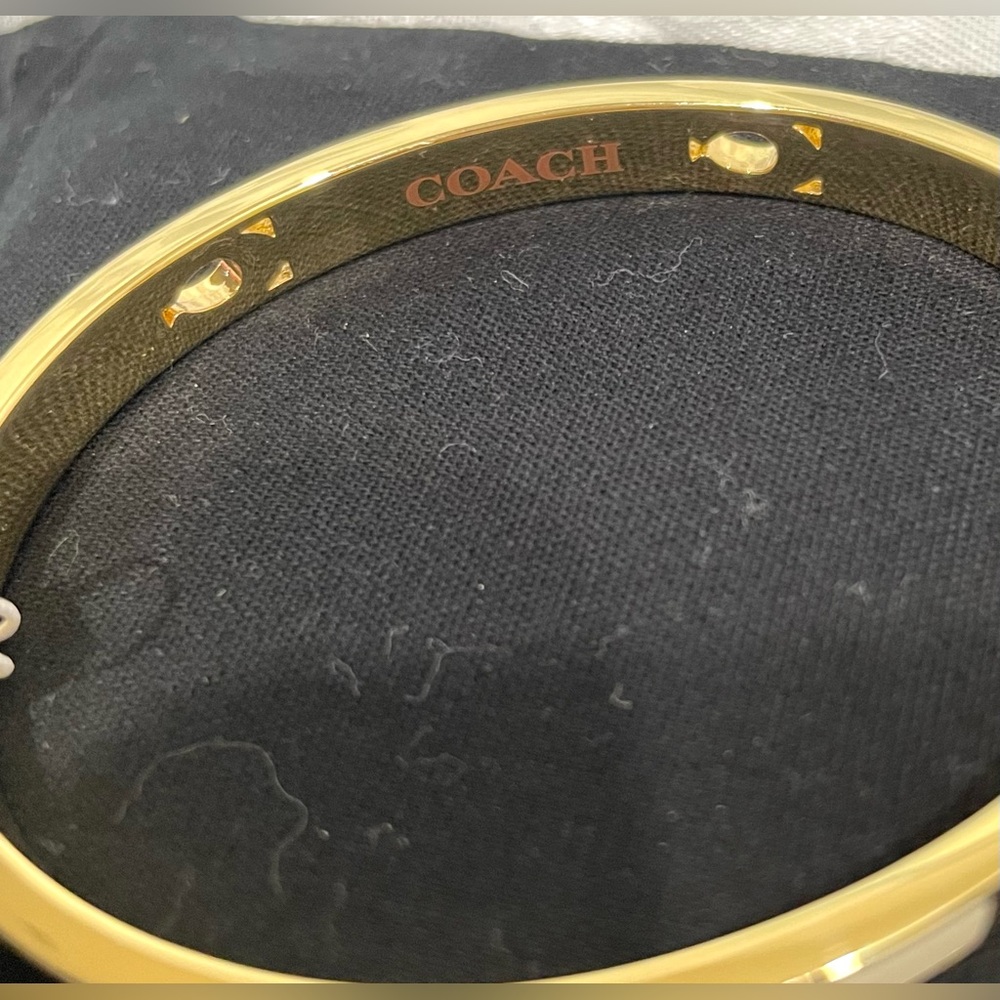 Coach Gold and Cream Enamel Hinged Bangle Bracelet New - Picture 6 of 8